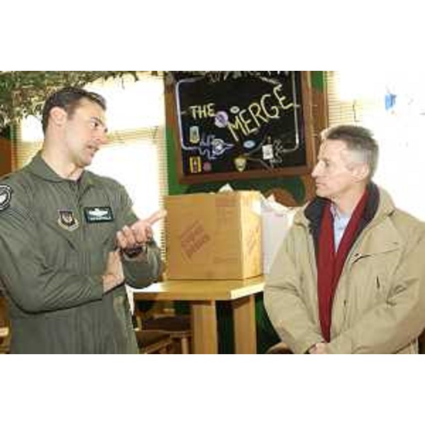 Riccardo Illy (Presidente Friuli Venezia Giulia) in visita alla Base aerea di Aviano. (Aviano 21/01/04)