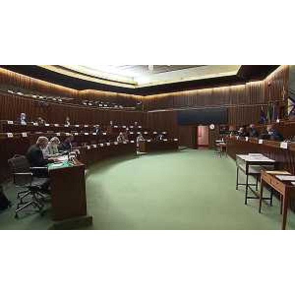 La III Commissione consiliare riunita in aula - La III Commissione consiliare riunita in aula