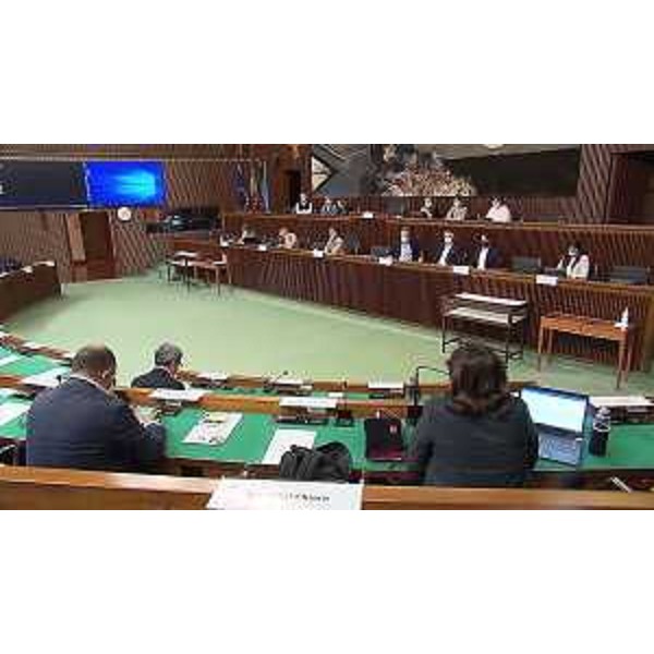 La IV Commissione consiliare in seduta per esaminare il ddl 164 - La IV Commissione consiliare in seduta per esaminare il ddl 164