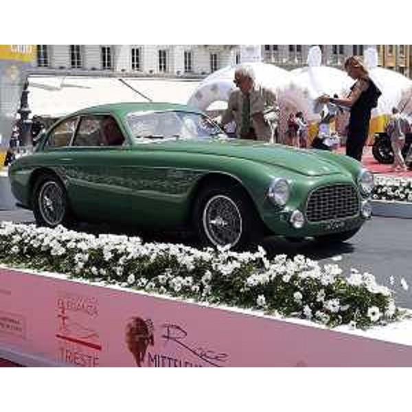 La Ferrari 212/ 225 Le Mans Touring vincitrice del Concorso Eleganza Città di Trieste - La Ferrari 212/ 225 Le Mans Touring vincitrice del Concorso Eleganza Città di Trieste