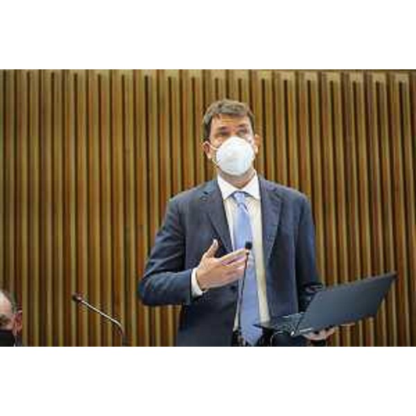 Andrea Ussai (M5S) - Andrea Ussai (M5S)