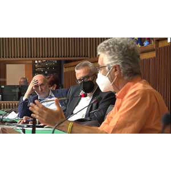 Il primo firmatario della petizione, Michele Negro (a destra) accanto a Ivo Moras, presidente della III Commissione, e al vicegovernatore con delega alla Salute, Riccardo Riccardi - Il primo firmatario della petizione, Michele Negro (a destra) accanto a Ivo Moras, presidente della III Commissione, e al vicegovernatore con delega alla Salute, Riccardo Riccardi 