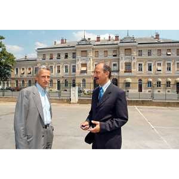 Riccardo Illy (Presidente Friuli Venezia Giulia) e Vittorio Brancati (Sindaco Gorizia). (Gorizia 23/06/03)