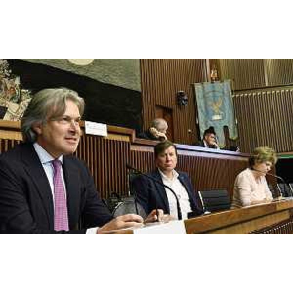 L'assessore Sergio Emidio Bini in Commissione - L'assessore Sergio Emidio Bini in Commissione