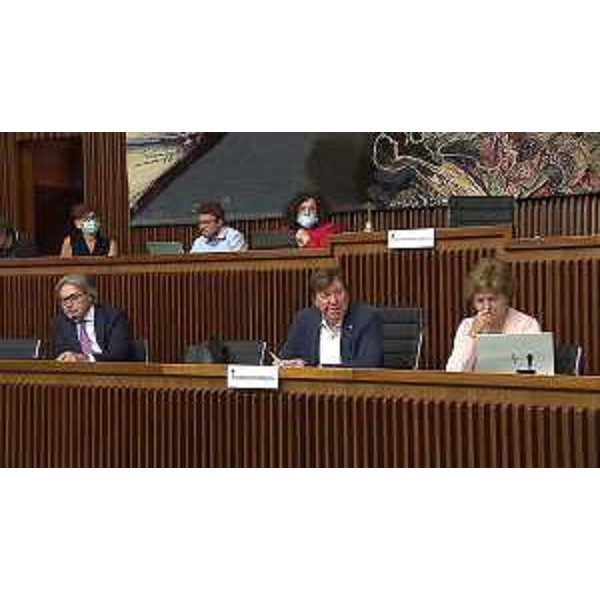 L'Assessore regionale al Turismo, Sergio Emidio Bini, con il presidente della II Commissione, Alberto Budai (Lega) - L'Assessore regionale al Turismo, Sergio Emidio Bini, con il presidente della II Commissione, Alberto Budai (Lega)