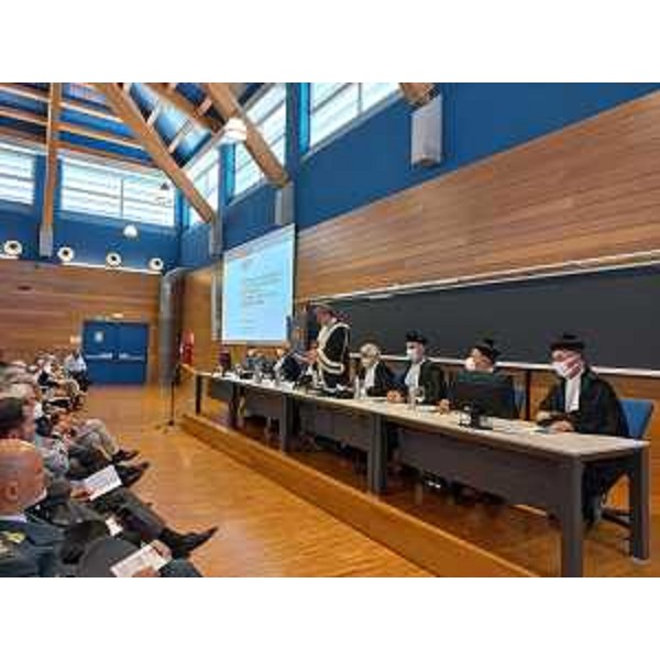 La cerimonia nell'aula di via Tomadini a Udine, dedicata alla memoria di Marzio Strassoldo - La cerimonia nell'aula di via Tomadini a Udine, dedicata alla memoria di Marzio Strassoldo