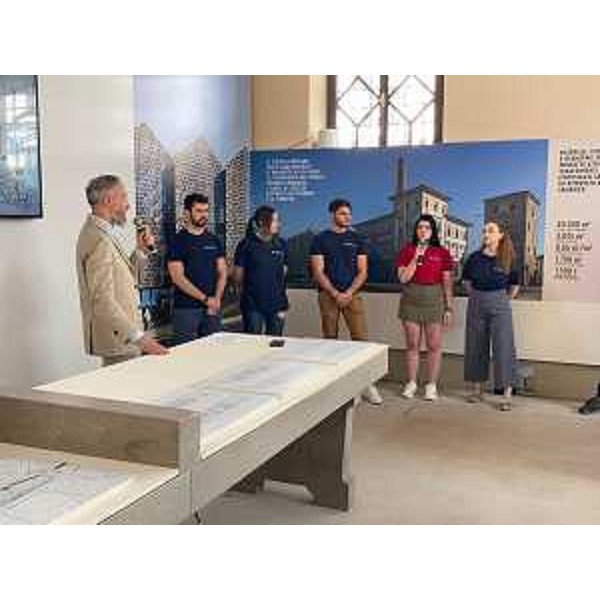 I giovani studenti intervenuti durante la presentazione del progetto - I giovani studenti intervenuti durante la presentazione del progetto