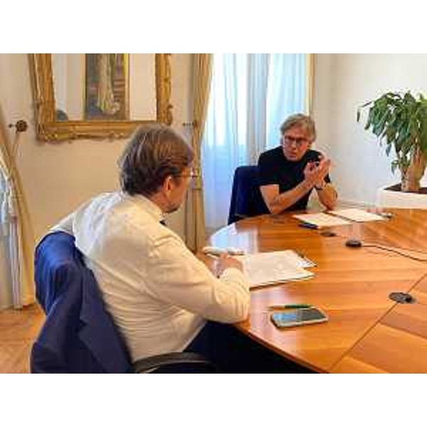 L'assessore Bini assieme all'assessore allo Sviluppo economico della Lombardia Guidesi - L'assessore Bini assieme all'assessore allo Sviluppo economico della Lombardia Guidesi