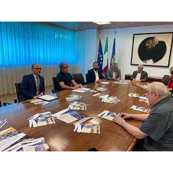 Lassessore regionale alle Attività produttive e turismo Sergio Emidio Bini alla presentazione della rassegna della Cappella Musicale Pontificia Sistina in Friuli Venezia Giulia - Lassessore regionale alle Attività produttive e turismo Sergio Emidio Bini alla presentazione della rassegna della Cappella Musicale Pontificia Sistina in Friuli Venezia Giulia 