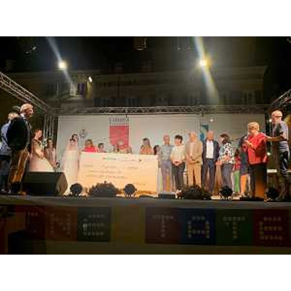 Sul palco i protagonisti della serata per i 35 anni di Andos Udine - Sul palco i protagonisti della serata per i 35 anni di Andos Udine 