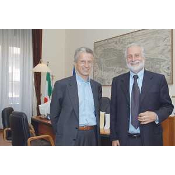 Riccardo Illy (Presidente Friuli Venezia Giulia) con Giorgio Brignolo (Procuratore generale Trieste) nella sede della Procura di Trieste. (Trieste 24/06/03) 