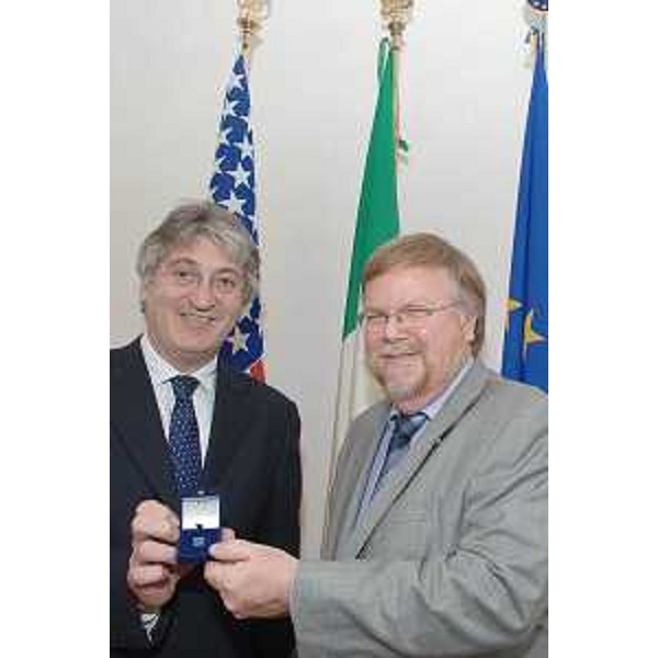 Renzo Tondo (Presidente Friuli Venezia Giulia) con Daniel Weygandt (Console generale Stati Uniti, Milano) nella sede della Regione a Trieste. (Trieste 26/05/08)