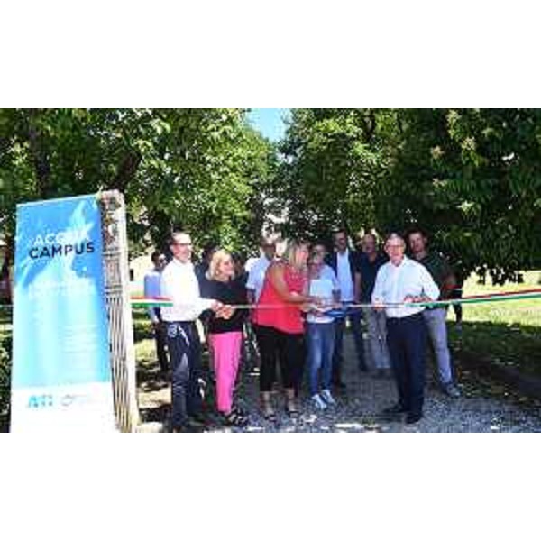 Il taglio del nastro dei campi prova di Ersa a Pozzuolo del Friuli - Il taglio del nastro dei campi prova di Ersa a Pozzuolo del Friuli 