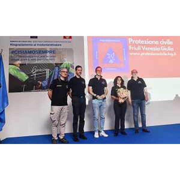 Nella foto, tra gli altri, il governatore Fedriga, il vice Riccardi e il capo dipartimento Curcio - Nella foto, tra gli altri, il governatore Fedriga, il vice Riccardi e il capo dipartimento Curcio