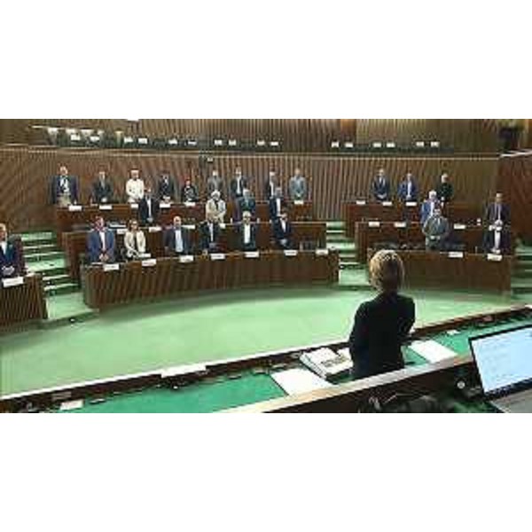 Minuto di silenzio in Aula in memoria di Elena Lo Duca - Minuto di silenzio in Aula in memoria di Elena Lo Duca