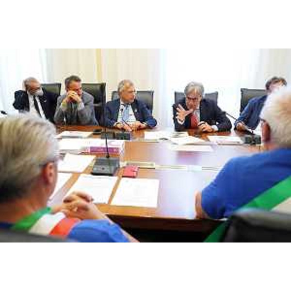 L'assessore regionale al Turismo, Sergio Emidio Bini, risponde ai sindaci di Treppo Ligosullo e Rigolato - L'assessore regionale al Turismo, Sergio Emidio Bini, risponde ai sindaci di Treppo Ligosullo e Rigolato