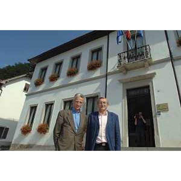 Riccardo Illy (Presidente Regione Friuli Venezia Giulia) e Gino Rinaldi (Sindaco di Prato Carnico)