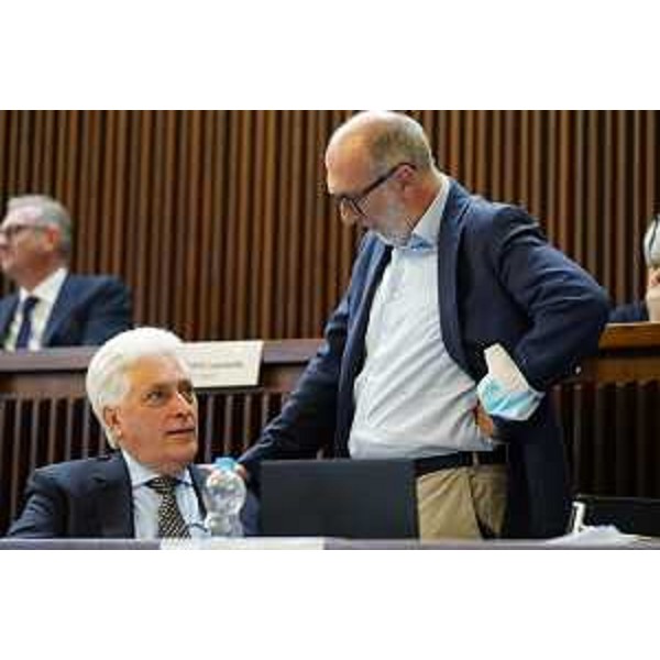 Il vicegovernatore Fvg, Riccardo Riccardi ( a dx) con Franco Mattiussi (FI) - Il vicegovernatore Fvg, Riccardo Riccardi ( a dx) con Franco Mattiussi (FI)