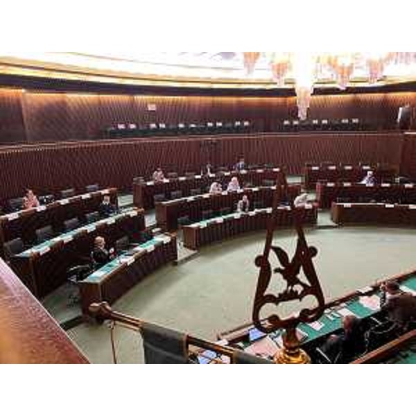 La VI Commissione riunita in aula - La VI Commissione riunita in aula