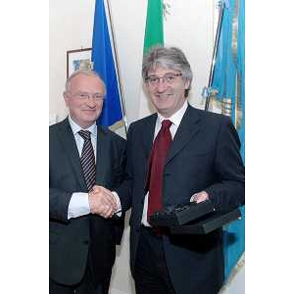 Renzo Tondo (Presidente Friuli Venezia Giulia) e Luc Van den Brande (Presidente Comitato Regioni d'Europa) nella sede della Regione a Trieste. (Trieste 06/06/08)