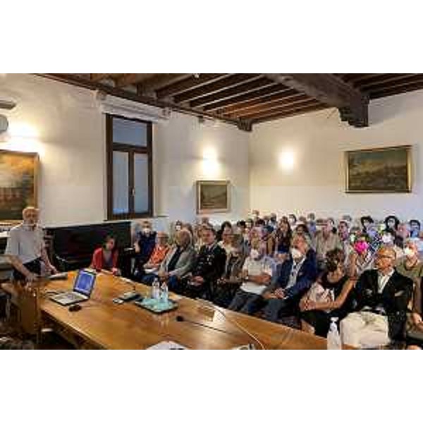 Il pubblico presente durante le due relazioni storiche dedicate alla Ristori - Il pubblico presente durante le due relazioni storiche dedicate alla Ristori