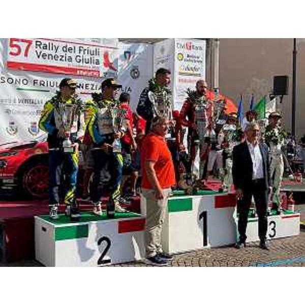 I primi tre classificati al ternine del 57° Rally del Fvg - I primi tre classificati al ternine del 57° Rally del Fvg 