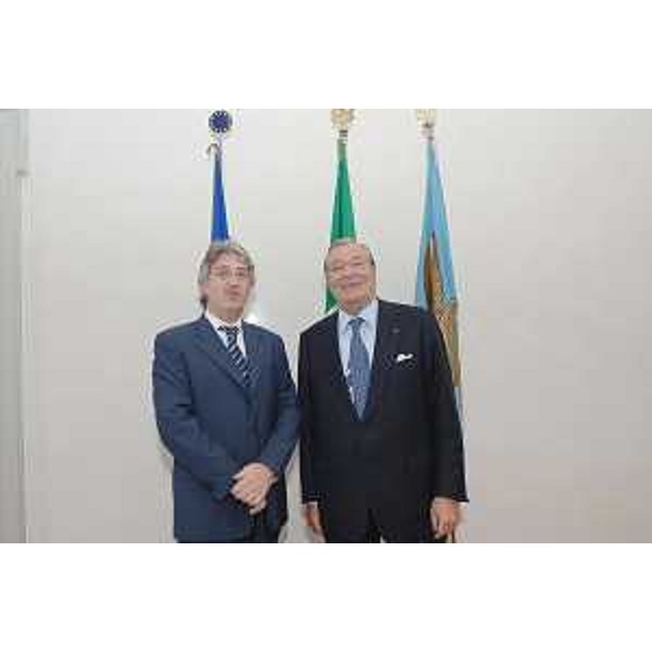 Renzo Tondo (Presidente Friuli Venezia Giulia) con Corrado Antonini (Presidente Associazione Industriali Trieste) nella sede della Regione a Trieste. (Trieste 10/06/08)