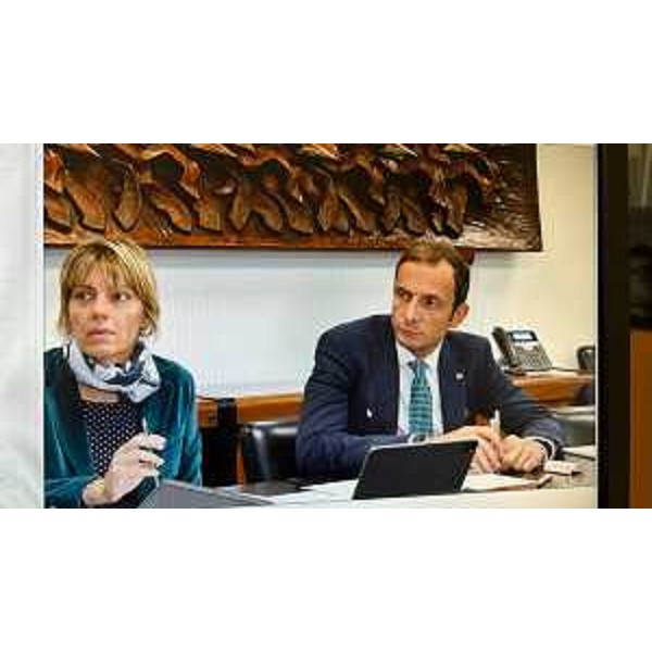 Il governatore del Fvg, Massimiliano Fedriga, con l'assessore regionale alle Finanze, Barbara Zilli. - Il governatore del Fvg, Massimiliano Fedriga, con l'assessore regionale alle Finanze, Barbara Zilli.