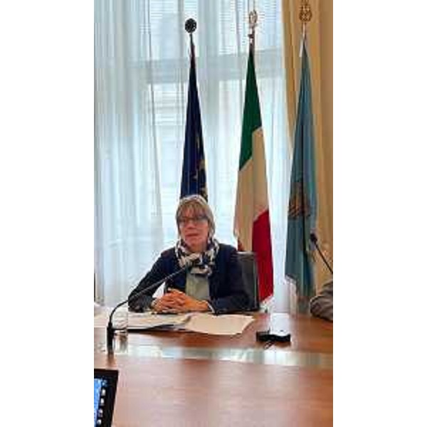 L'assessore regionale alle Finanze Barbara Zilli guida la cabina di regia sul Pnrr nell'incontro alla Sala multimediale del Palazzo della Regione a Trieste - L'assessore regionale alle Finanze Barbara Zilli guida la cabina di regia sul Pnrr nell'incontro alla Sala multimediale del Palazzo della Regione a Trieste