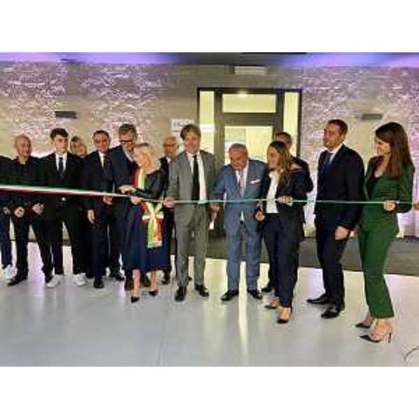 Il taglio del nastro nel nuovo polo operativo di Friuli Coram a Remanzacco - Il taglio del nastro nel nuovo polo operativo di Friuli Coram a Remanzacco