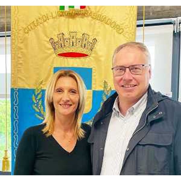 Il capogruppo della Lega, Mauro Bordin, con il sindaco di Lignano, Laura Giorgi - Il capogruppo della Lega, Mauro Bordin, con il sindaco di Lignano, Laura Giorgi