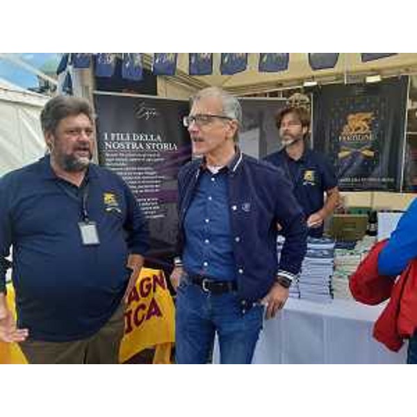 Il direttore Mauro Manca, il presidente Piero Mauro Zanin e Federico Marongiu allo stand di Fertilia, alla 54^ Barcolana di Trieste - Il direttore Mauro Manca, il presidente Piero Mauro Zanin e Federico Marongiu allo stand di Fertilia, alla 54^ Barcolana di Trieste