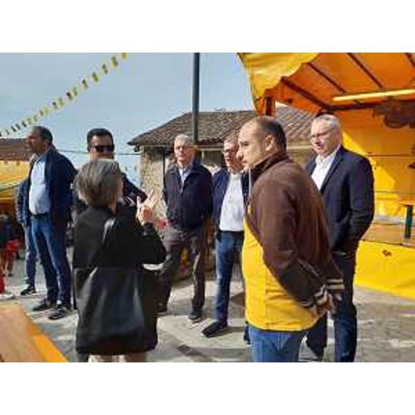 Un momento dell'inaugurazione della festa delle castagne - Un momento dell'inaugurazione della festa delle castagne