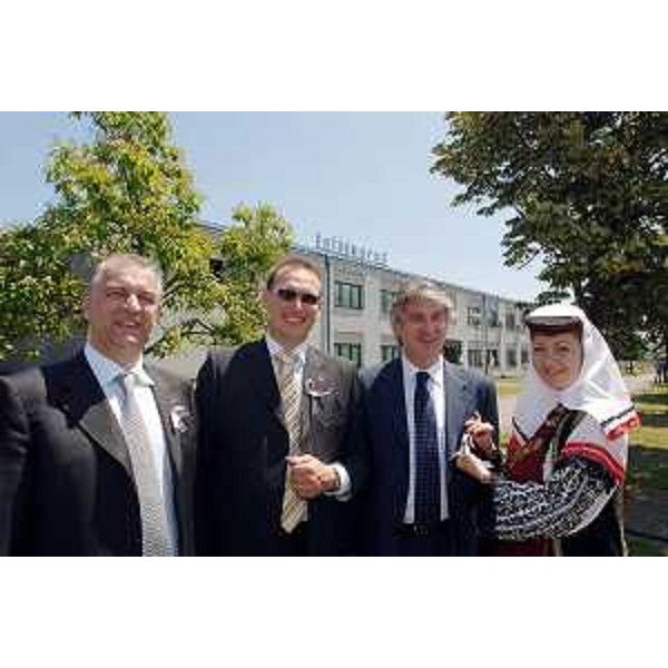 Renzo Tondo (Presidente Regione Friuli Venezia Giulia), Luigino Pozzo (Presidente PMP Group) e Massimo Roseano (direttore di PMP Group) in visita allo stabilimento industriale Jelsingrad. (Gradiska - Bih 21/06/08)