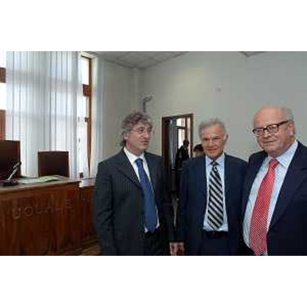 Renzo Tondo (Presidente Regione Friuli Venezia Giulia), Antonio Cumin (Presidente Tribunale Tolmezzo) e Carlo Dapelo (presidente Corte d'Appello Trieste) alla cerimonia di immissione in possesso di Cumin. (Tolmezzo 25/06/08)
