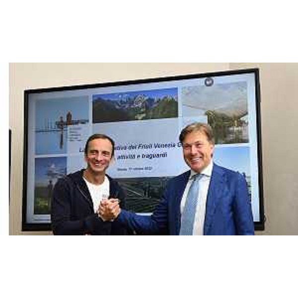 Il governatore del Friuli Venezia Giulia Massimiliano Fedriga e l'assessore regionale alle Atitivtà produttive e turismo Sergio Emidio Bini - Il governatore del Friuli Venezia Giulia Massimiliano Fedriga e l'assessore regionale alle Atitivtà produttive e turismo Sergio Emidio Bini