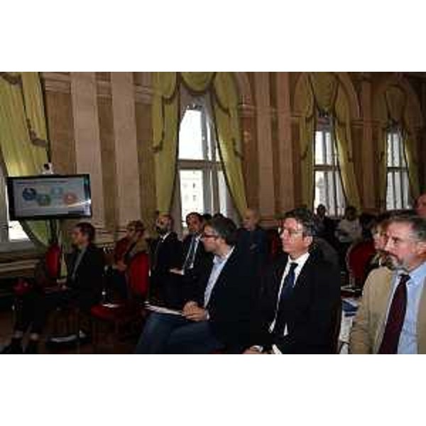 Lassessore regionale alle Autonomie locali Pierpaolo Roberti al workshop sulla comunicazione quantistica applicata ai trasporti e alla logistica (Quantum communications applied to port logistics). - Lassessore regionale alle Autonomie locali Pierpaolo Roberti al workshop sulla comunicazione quantistica applicata ai trasporti e alla logistica (Quantum communications applied to port logistics).