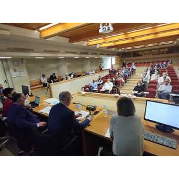 Il vicegovernatore Riccardo Riccardi all'auditorium del Cro di Aviano all'incontro del Direttivo di Federsanità Anci Fvg - Il vicegovernatore Riccardo Riccardi all'auditorium del Cro di Aviano all'incontro del Direttivo di Federsanità Anci Fvg