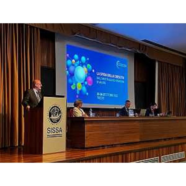 Lassessore regionale a Patrimonio e sistemi informativi Sebastiano Callari allevento "La sfida della crescita - Dallunicità alla co-creazione di valore", organizzato a Trieste nellaula magna della Sissa dalla Conferenza permanente dei direttori degli enti pubblici di ricerca italiani (Codiger) - Lassessore regionale a Patrimonio e sistemi informativi Sebastiano Callari allevento "La sfida della crescita - Dallunicità alla co-creazione di valore", organizzato a Trieste nellaula magna della Sissa dalla Conferenza permanente dei direttori degli enti pubblici di ricerca italiani (Codiger)