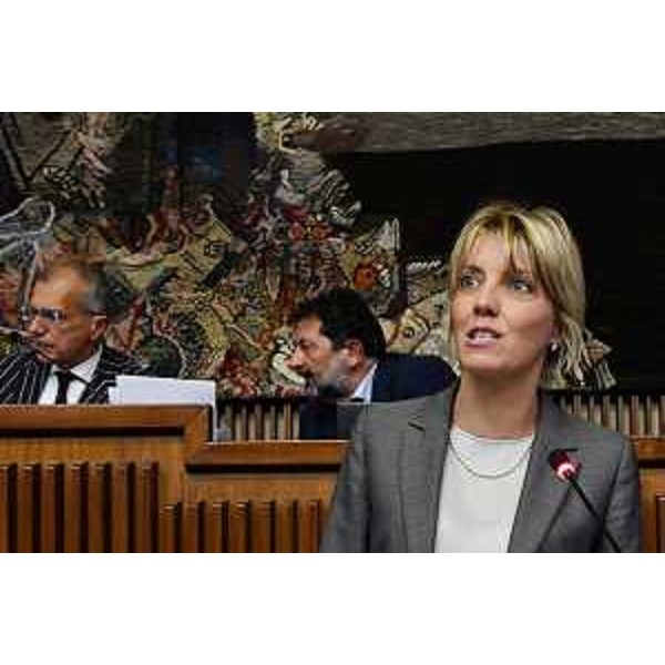 L'assessore regionale Barbara Zilli in Consiglio regionale - L'assessore regionale Barbara Zilli in Consiglio regionale