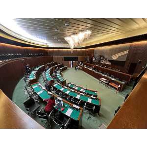 La VI Commissione riunita nell'aula consiliare - La VI Commissione riunita nell'aula consiliare