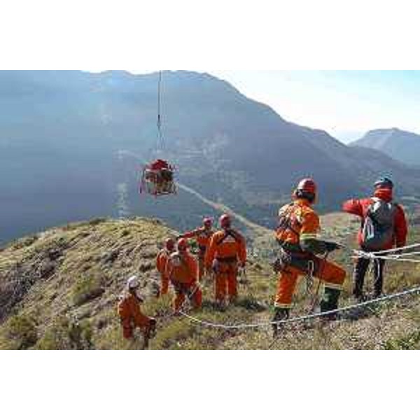 Protezione civile FVG: esercitazioni di antincendi boschivi. (12/10/06)