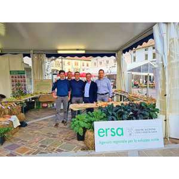 Zannier in visita allo stand Ersa - Zannier in visita allo stand Ersa