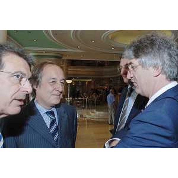 Isidoro Gottardo (Comitato regioni Ue), Furio Radin (Deputato Comunità nazionale italiana Sabor/Parlamento Croazia) e Renzo Tondo (Presidente Friuli Venezia Giulia) a Zagabria. (Zagabria 07/07/08)