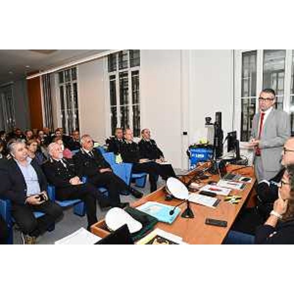 L'assessore Roberti interviene alla giornata formativa dell'Anvu a Trieste - L'assessore Roberti interviene alla giornata formativa dell'Anvu a Trieste