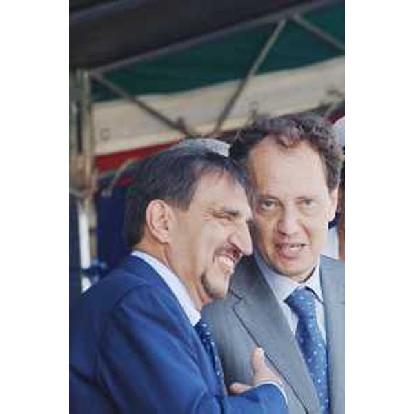 Ignazio La Russa (Ministro Difesa) e Luca Ciriani (Vicepresidente Regione FVG) all'inaugurazione del primo asilo nido aziendale realizzato in Italia all'interno di un insediamento militare, l'aeroporto Francesco Baracca sede del 5° Reggimento Aviazione Esercito Rigel di Casarsa della Delizia. (Casarsa della Delizia 08/07/08)