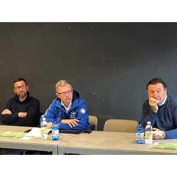 L'assessore regionale alle Risorse agroalimentari, forestali, ittiche e montagna Stefano Zannier a Sutrio al convegno "Malghe: problemi e opportunità". - L'assessore regionale alle Risorse agroalimentari, forestali, ittiche e montagna Stefano Zannier a Sutrio al convegno "Malghe: problemi e opportunità".