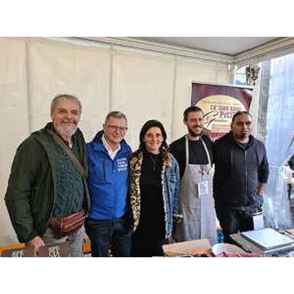 Lassessore regionale alle risorse agroalimentari Stefano Zannier (il secondo da sinistra) a Tramonti di Sopra allevento "Le zone interne e le loro risorse per limprenditorialità: dalle tradizioni agroalimentari alle professioni del futuro" - Lassessore regionale alle risorse agroalimentari Stefano Zannier (il secondo da sinistra) a Tramonti di Sopra allevento "Le zone interne e le loro risorse per limprenditorialità: dalle tradizioni agroalimentari alle professioni del futuro"