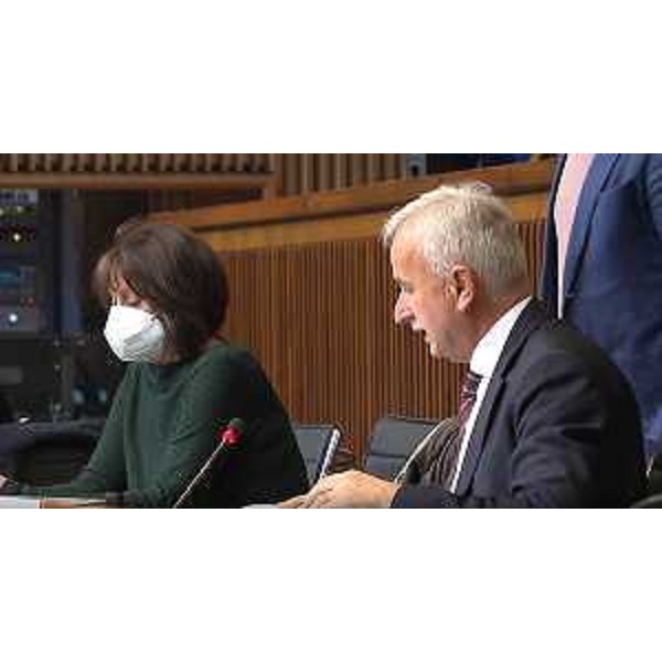 Giuseppe Sibau (Progetto Fvg/Ar), presidente della VI Commisisone, con l'assessore regionale Alessia Rosolen - Giuseppe Sibau (Progetto Fvg/Ar), presidente della VI Commisisone, con l'assessore regionale Alessia Rosolen