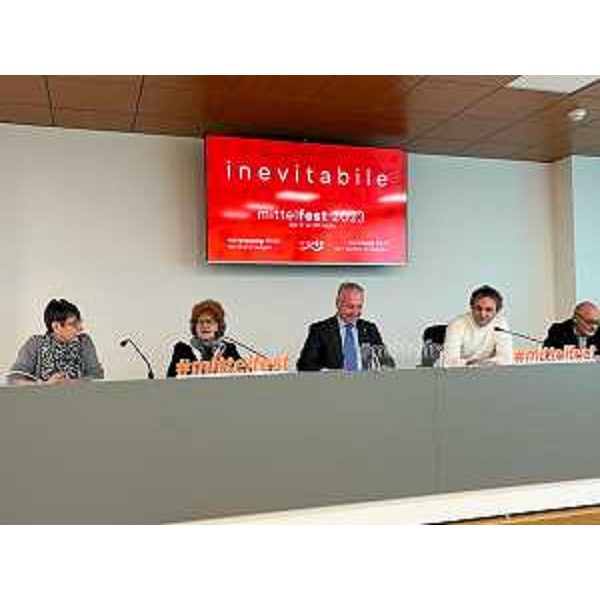 I relatori alla presentazioni dell'edizione Mittelfest 2023. - I relatori alla presentazioni dell'edizione Mittelfest 2023.